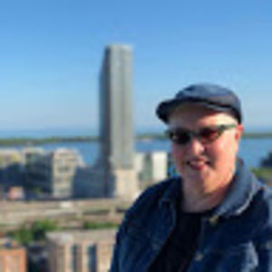 Meet your Posher, Sandy